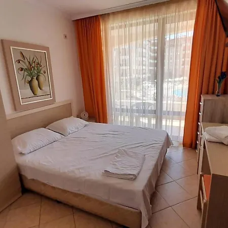 2 Royal Sun E24 With Poolview And Big Balcony * 阳光海滩